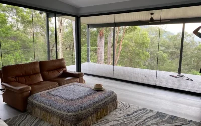 Choosing Retractable Pleated Fly Screens: A Practical Guide for Queensland Homes